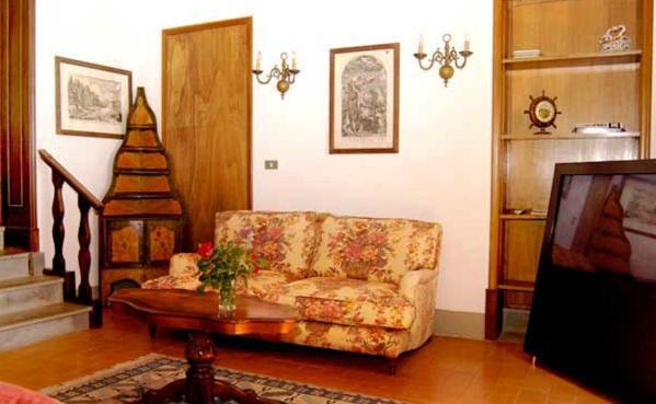 Casa Vacanze Villa Giusterna Monte Benichi Dış mekan fotoğraf