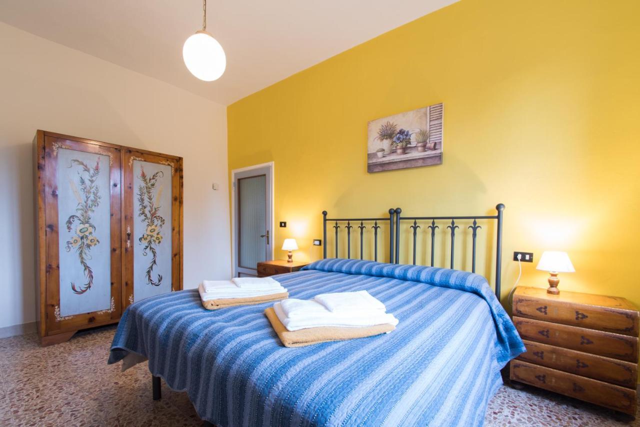 Casa Vacanze Villa Giusterna Monte Benichi Dış mekan fotoğraf